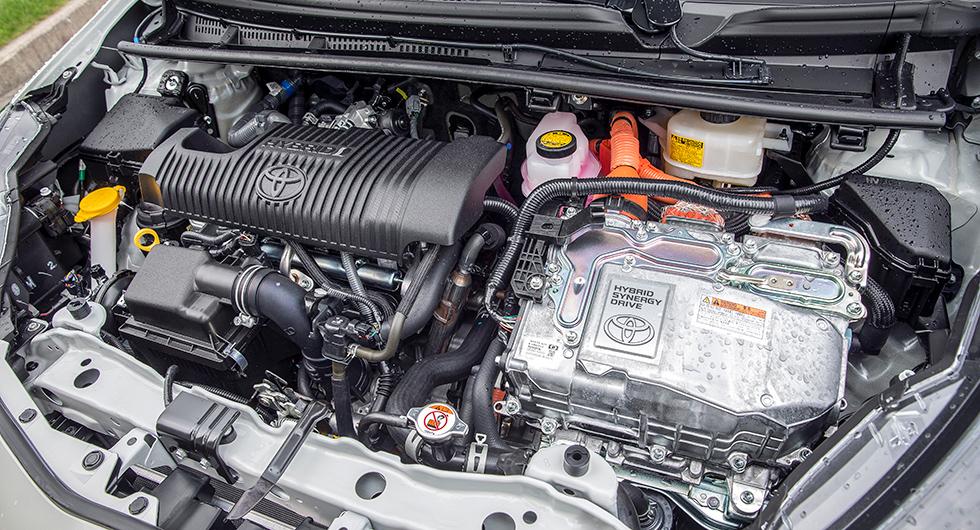 Hybridsystemet, med bensin- och elmotor under huven, är inte Toyotas senaste utan det förra.