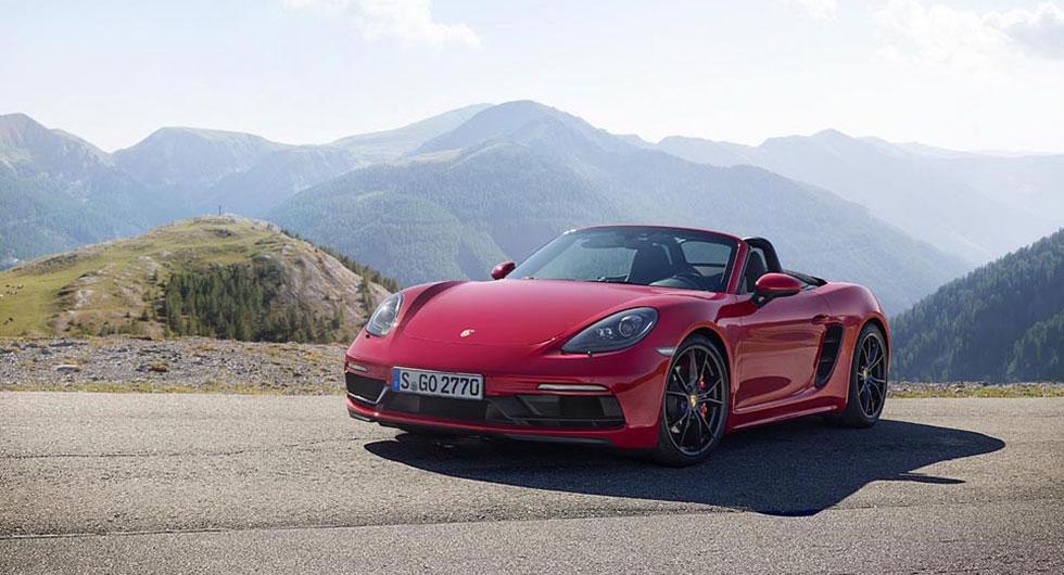 Porsche 718 Boxster GTS.