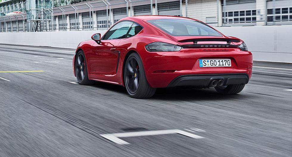 Porsche 718 Cayman GTS.