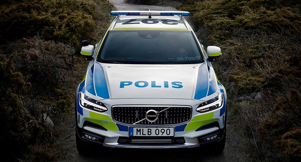 Volvo V90 Cross Country som polisbil