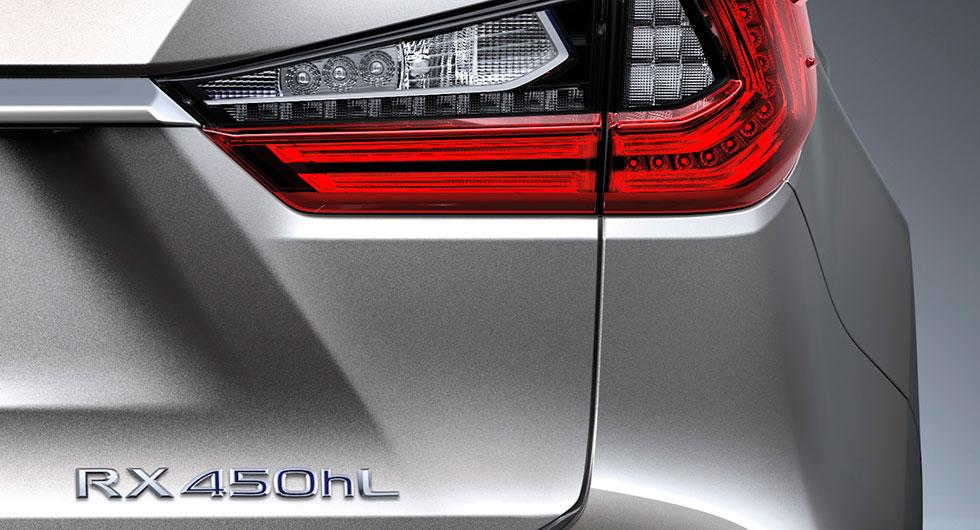 Tre sätesrader i Lexus RX