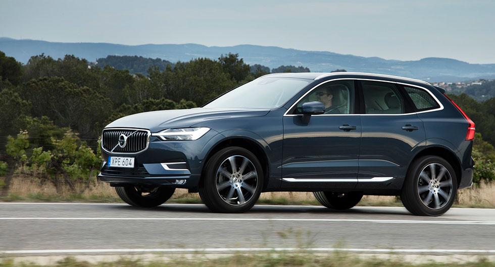 Volvo XC60 blev Sveriges mest nyregistrerade bil i oktober. Av de 2.389 bilarna som registrerades in utgjorde nya generationen XC60 drygt hälften.