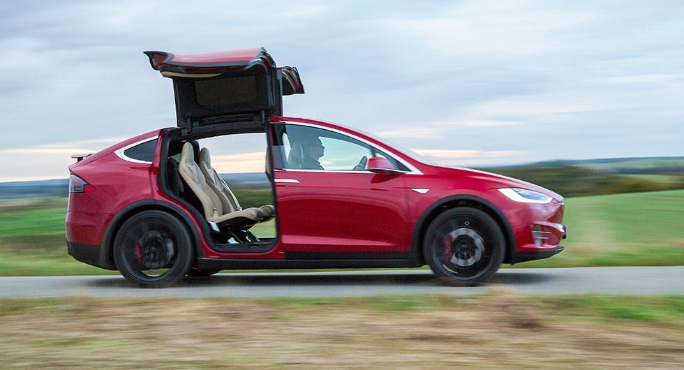 Tesla svaga på självkörande
