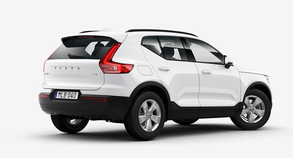Billigaste varianten av Volvo XC40 är trecylindriga bensinaren T3 med framhjulsdrift och manuell växellåda, som i utrustningsnivån Bas kostar 293.900 kronor.