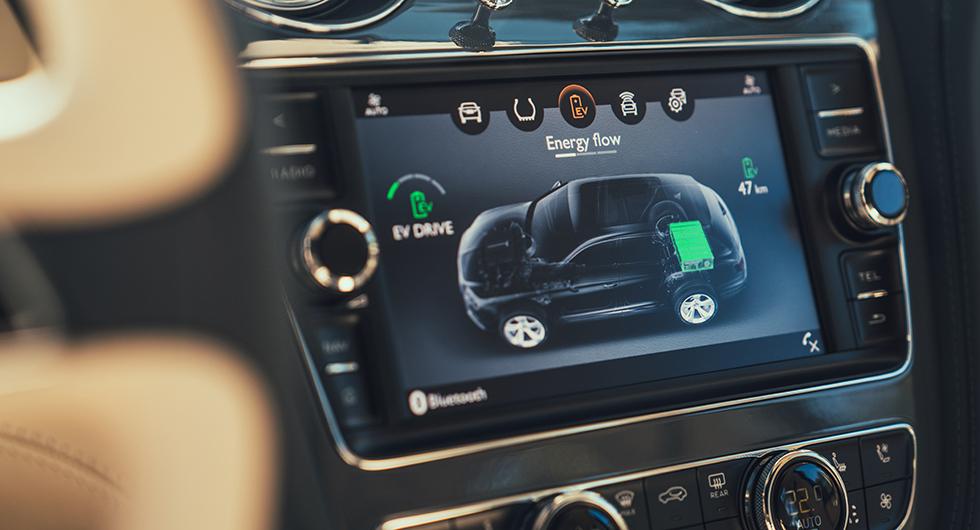 Laddad lyx i Bentley Bentayga