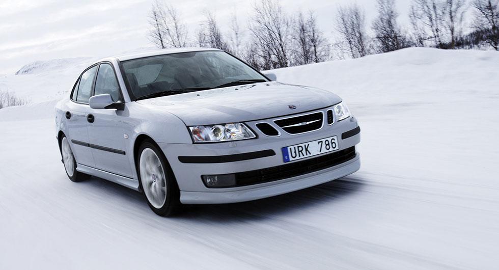 Frågeställaren har en Saab 9-3 Aero som helt plötsligt började tappa kraft och felmeddelandet ”begränsad prestanda” dök upp.