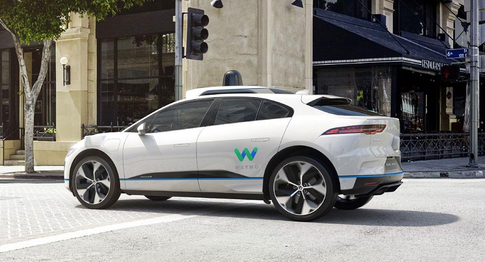 Elektriska Jaguarer i självkörande tester