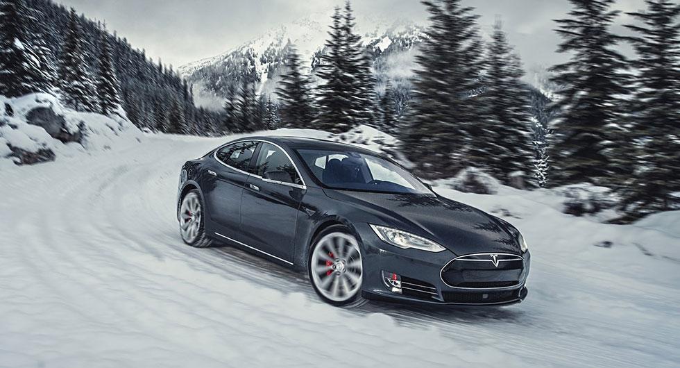 Tesla återkallar – problem med styrningen
