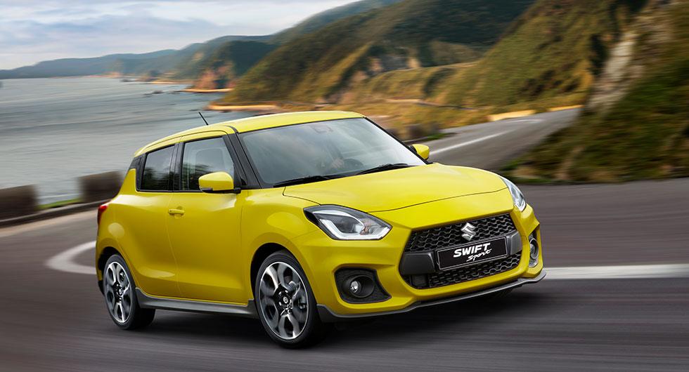 Som standard är Suzuki Swift Sport lackad i specialfärgen ”Champion Yellow” – ett minne från forna rallyframgångar.