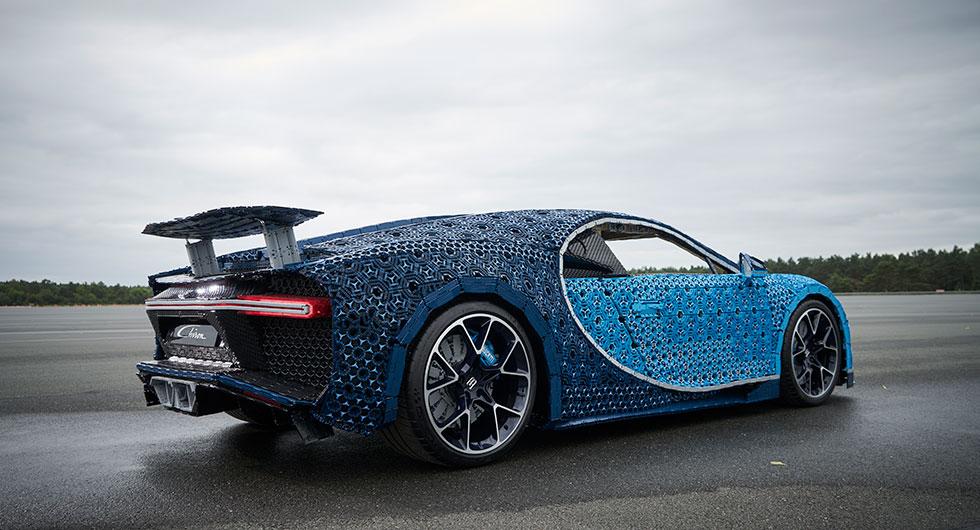 Fullskalig Bugatti Chiron i Lego