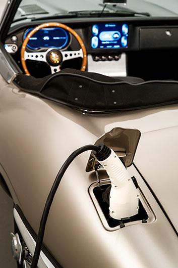 Jaguar gör eldriven E-Type