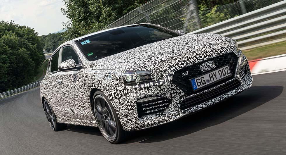 Hyundai utlovar prestanda och elektrifiering till Paris