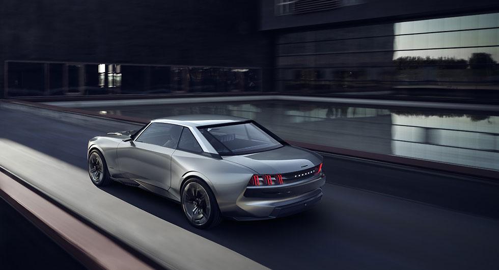Peugeot spänner musklerna med e-Legend