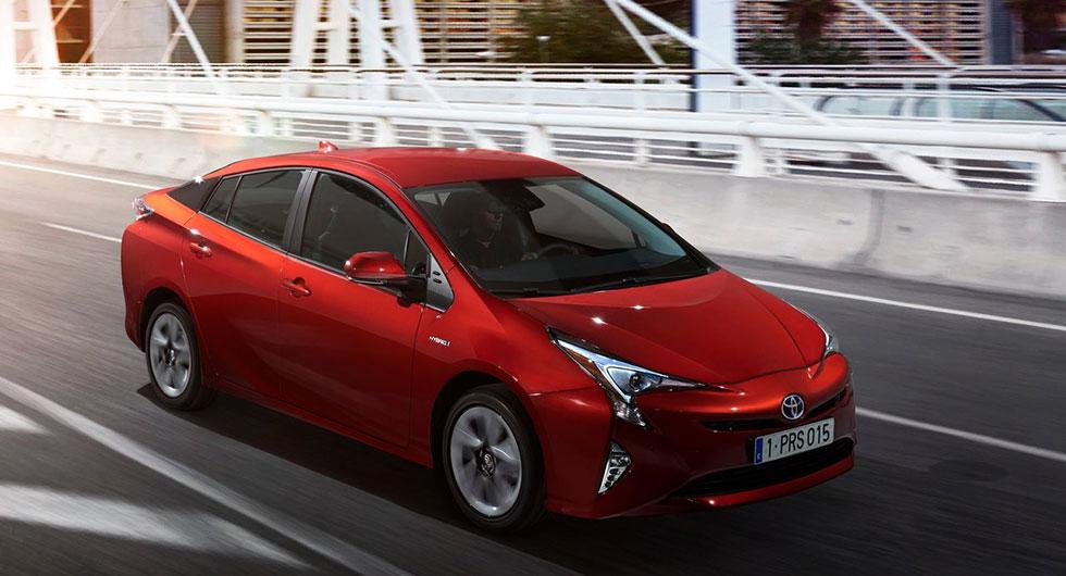 …Toyota Prius.