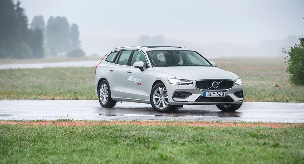 Volvo V60.