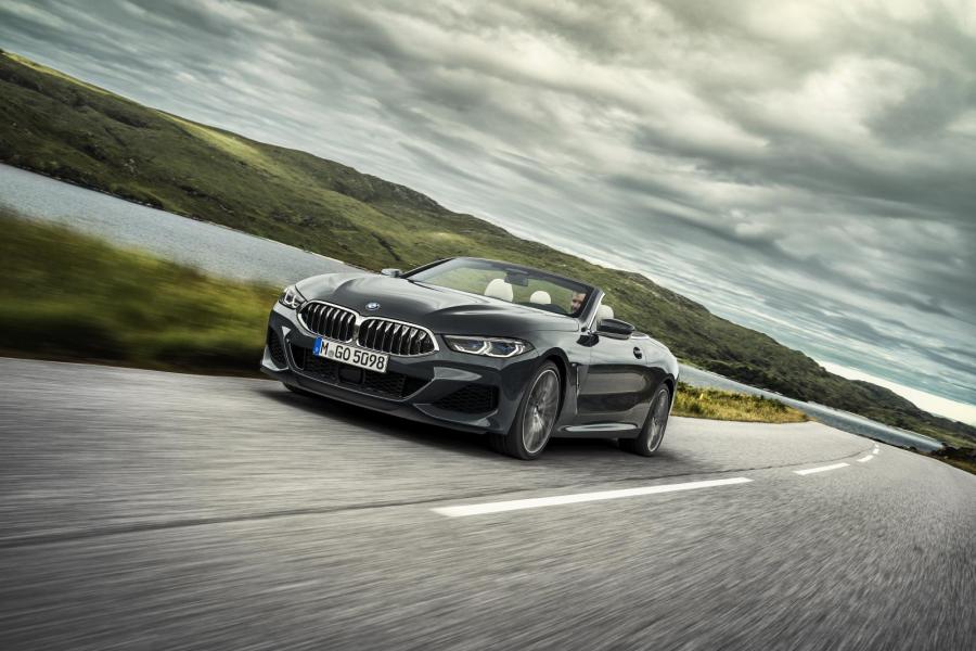 Luftig lyx med nya 8-serie Cabriolet