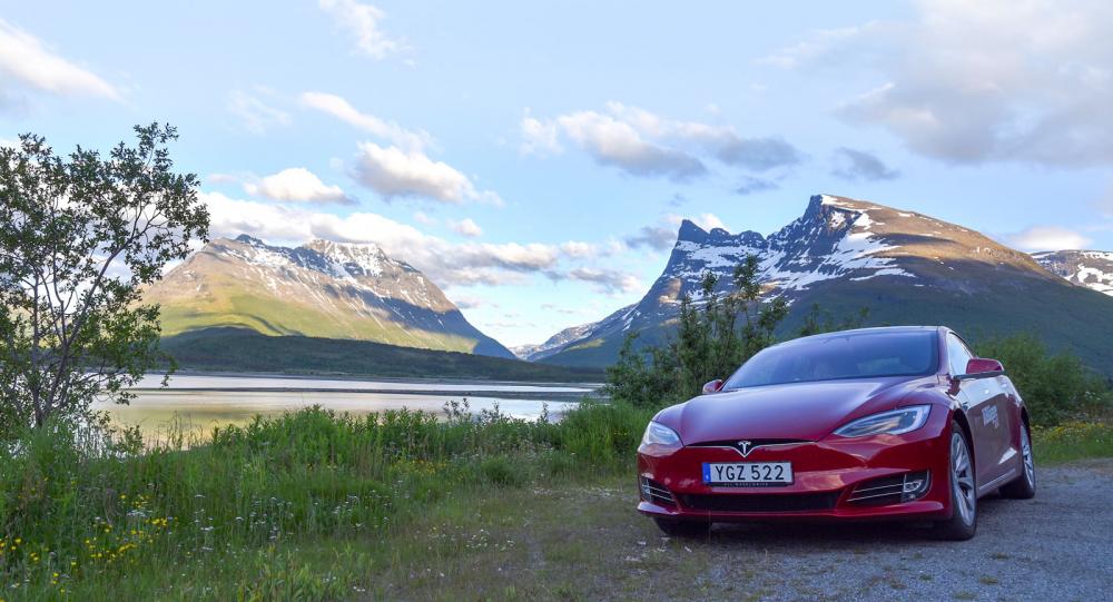 Långresa med elbil: Följ med till Nordkap i Tesla