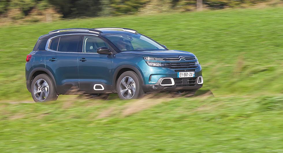 Citroën är inte rädd för att sticka ut och har gett sin komfortsuv en fräck design som många gillar.