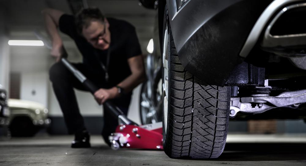 Domkraft – ett lyft för varje garage.
(Foto: Niklas Carle).