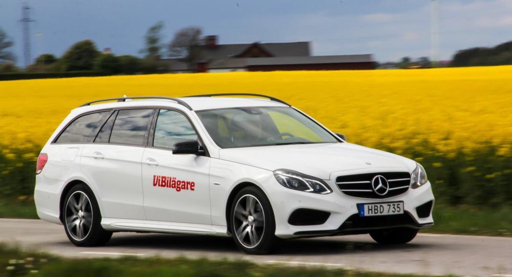 Mercedes E-klass, här som kombi, är dyr även som begagnad, men också rymlig, säker och bekväm.