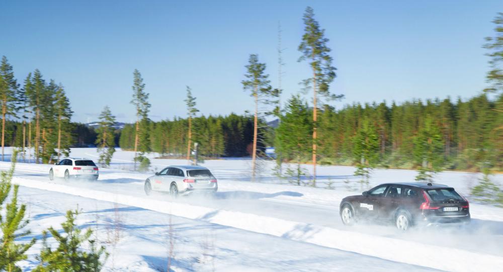 Testvärden: Audi A6, Mercedes E-klass och Volvo V90 (2017)