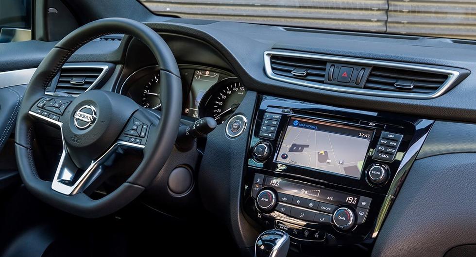 Frågeställaren är besviken på GPS-systemet i sin nya Nissan Qashqai.