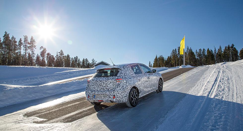 Se Opel Corsa testas i svensk vinter