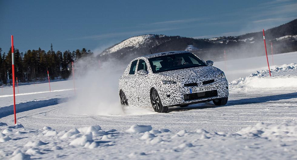 Se Opel Corsa testas i svensk vinter
