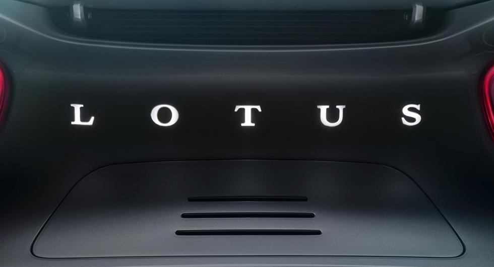 Lotus elbil visas i juli