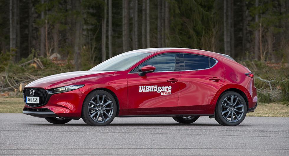 Mazda 3.