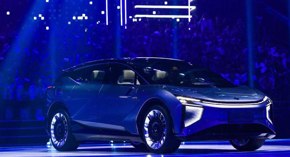 Kinesisk startup visar upp futuristisk konceptbil