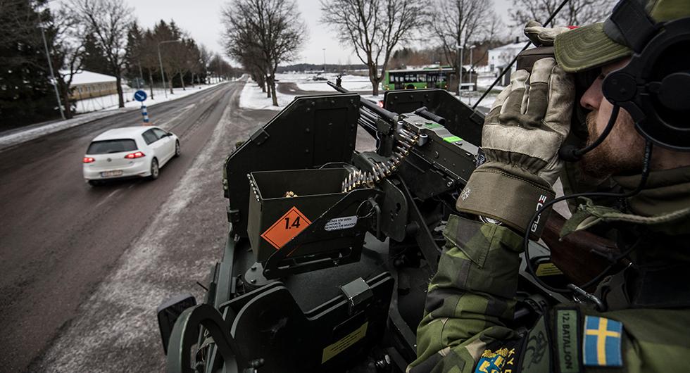 Tusentals bilar kan bli inkallade till militärtjänst