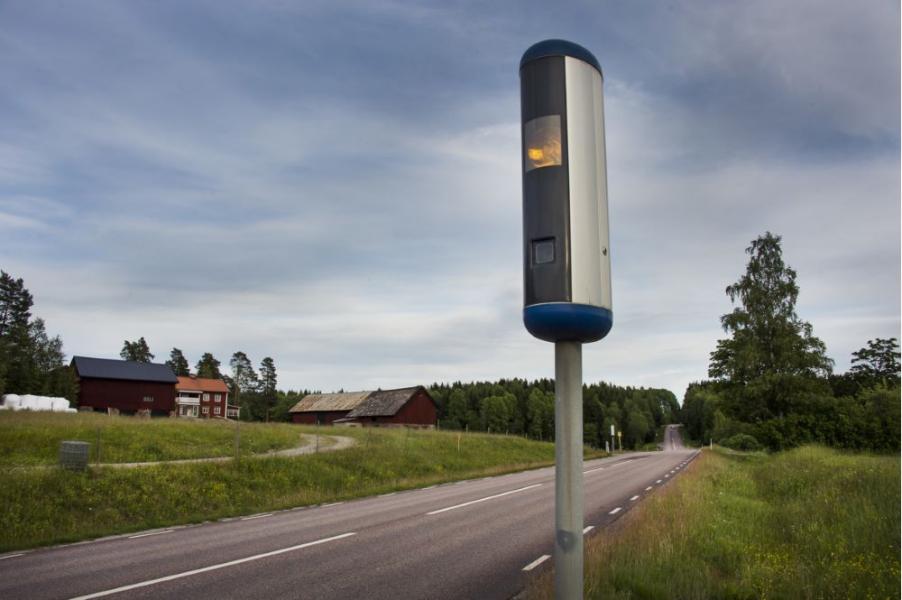 Tusen nya fartkameror ska upp
