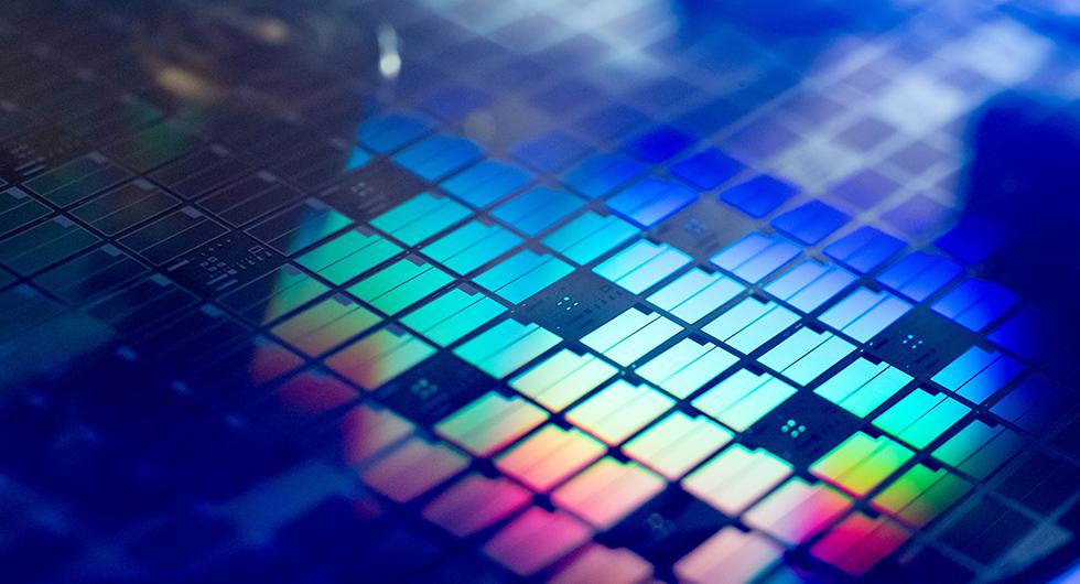 Mikrochip förlänger räckvidden i elbilar