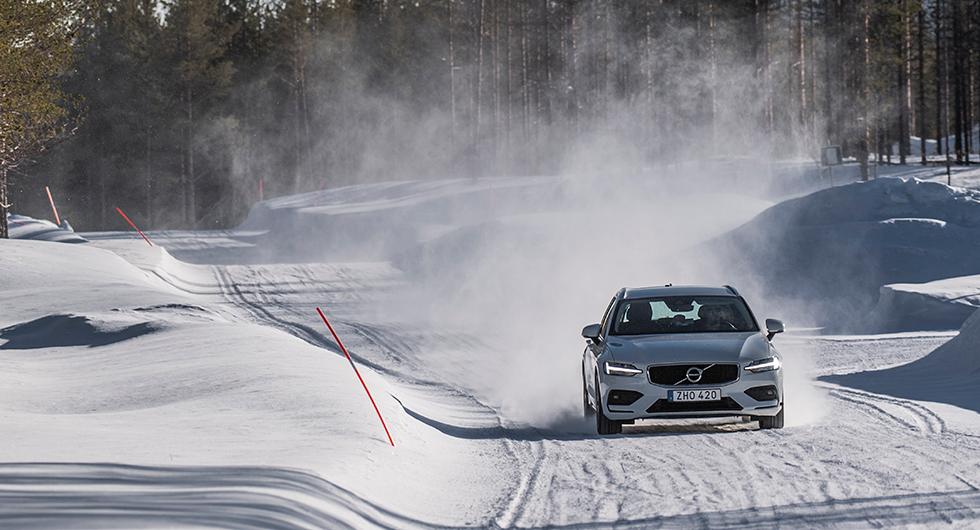 Däcktest 2019: Friktionsdäck