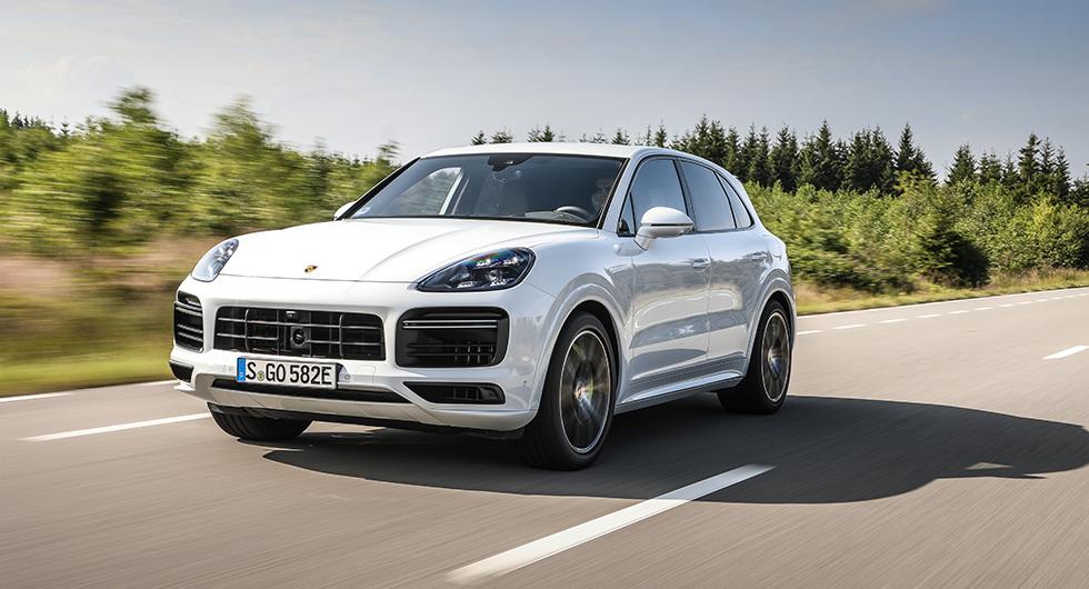 Laddhybrid i dess snabbaste utförande från Porsche, nya Cayenne Turbo S E-Hybrid.