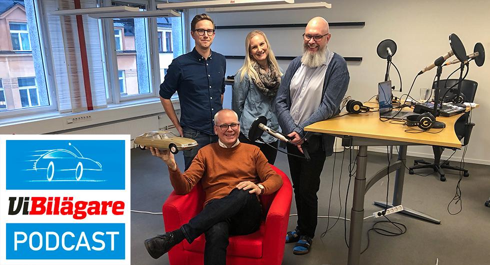 Kombikamp, skallrande löständer och ångestfylld bilförsäljning