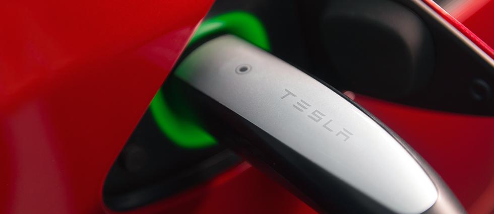 Tesla firar 500