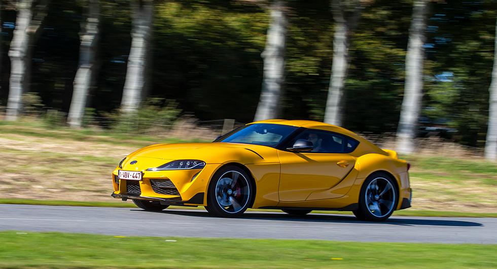 Osäker om Supra syns tillräckligt i trafiken – välj färgen Atacama Yellow!