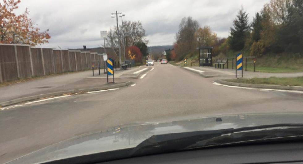 Bilfrågan: Vem har företräde vid avsmalning?