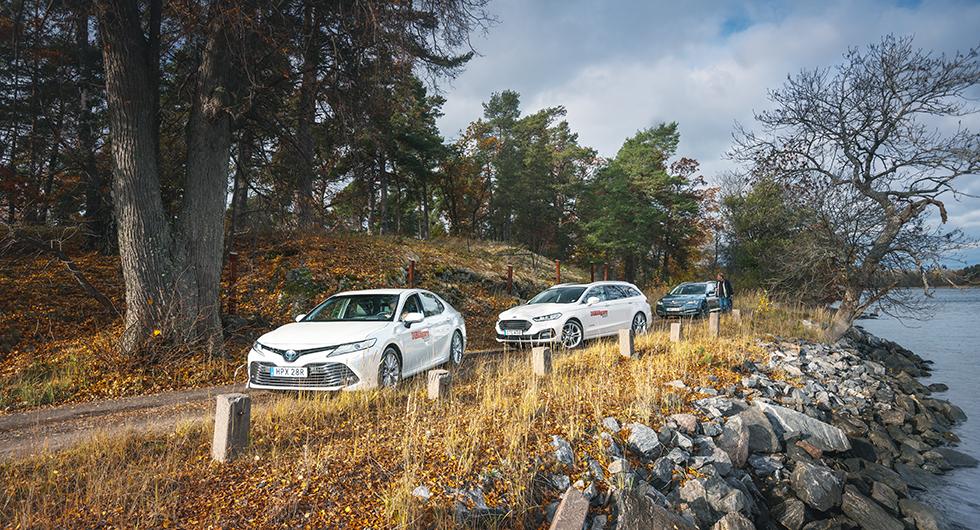 Testvärden: Ford Mondeo Elhybrid, Skoda Superb, Toyota Camry Hybrid (2019)
