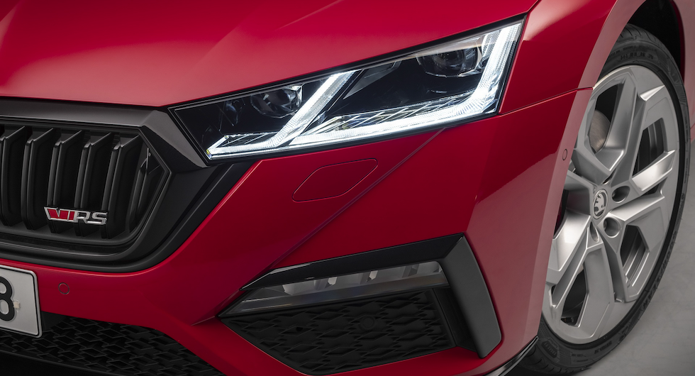 Skoda Octavia RS officiell som laddhybrid