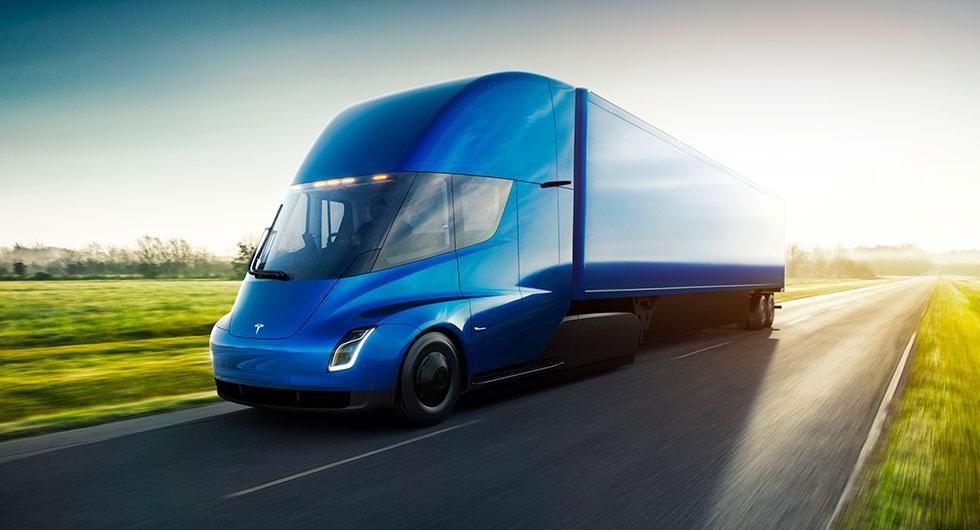 Bekräftat: Tesla Semi blir minst två år försenad