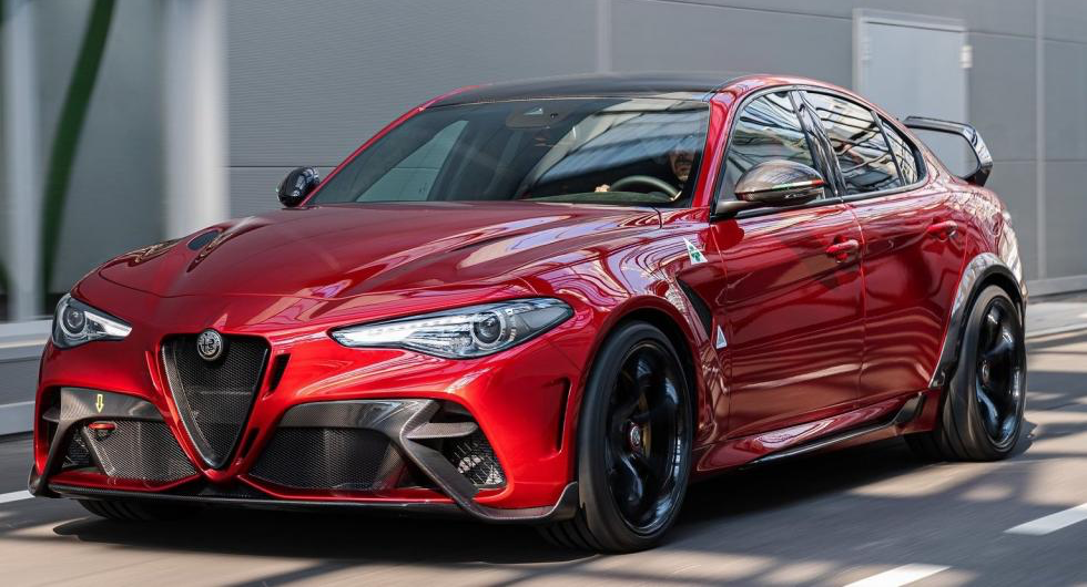 Svenskt pris på Alfa Romeo Giulia GTA – så dyr blir specialmodellen