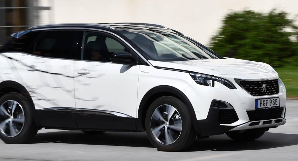 Provkörning: Peugeot 3008 Hybrid4 300 GT (2020)
