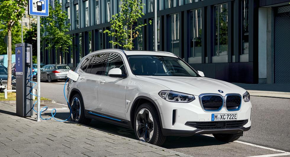 Premiär för BMW:s elbil iX3