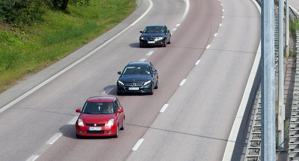 Färre bilar på vägarna under sommaren
