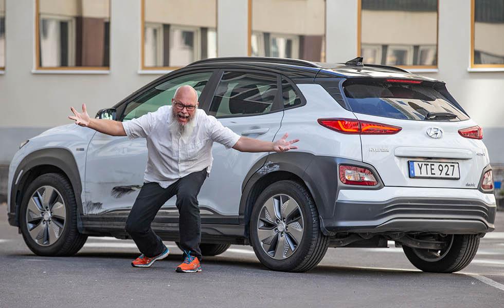Vår långtest-Hyundai krockad efter hastigt filbyte