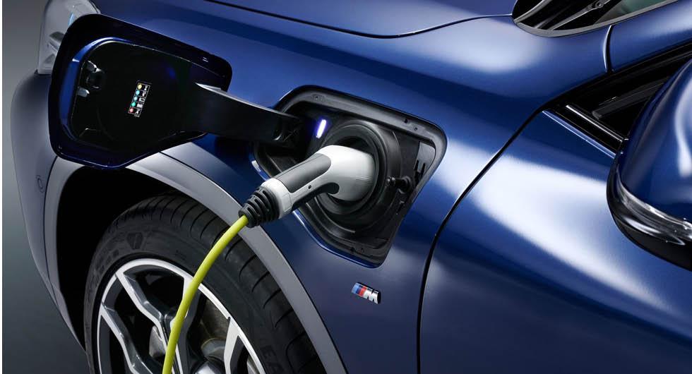 BMW återkallar igen – brandrisk i tusentals bilar