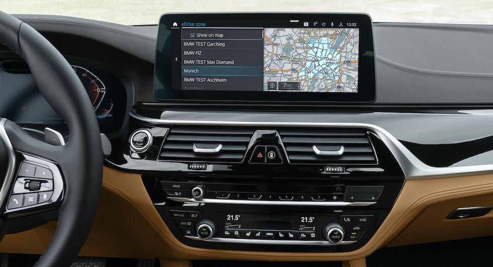 BMW-ägarnas nya finesser skickas ut direkt via nätet